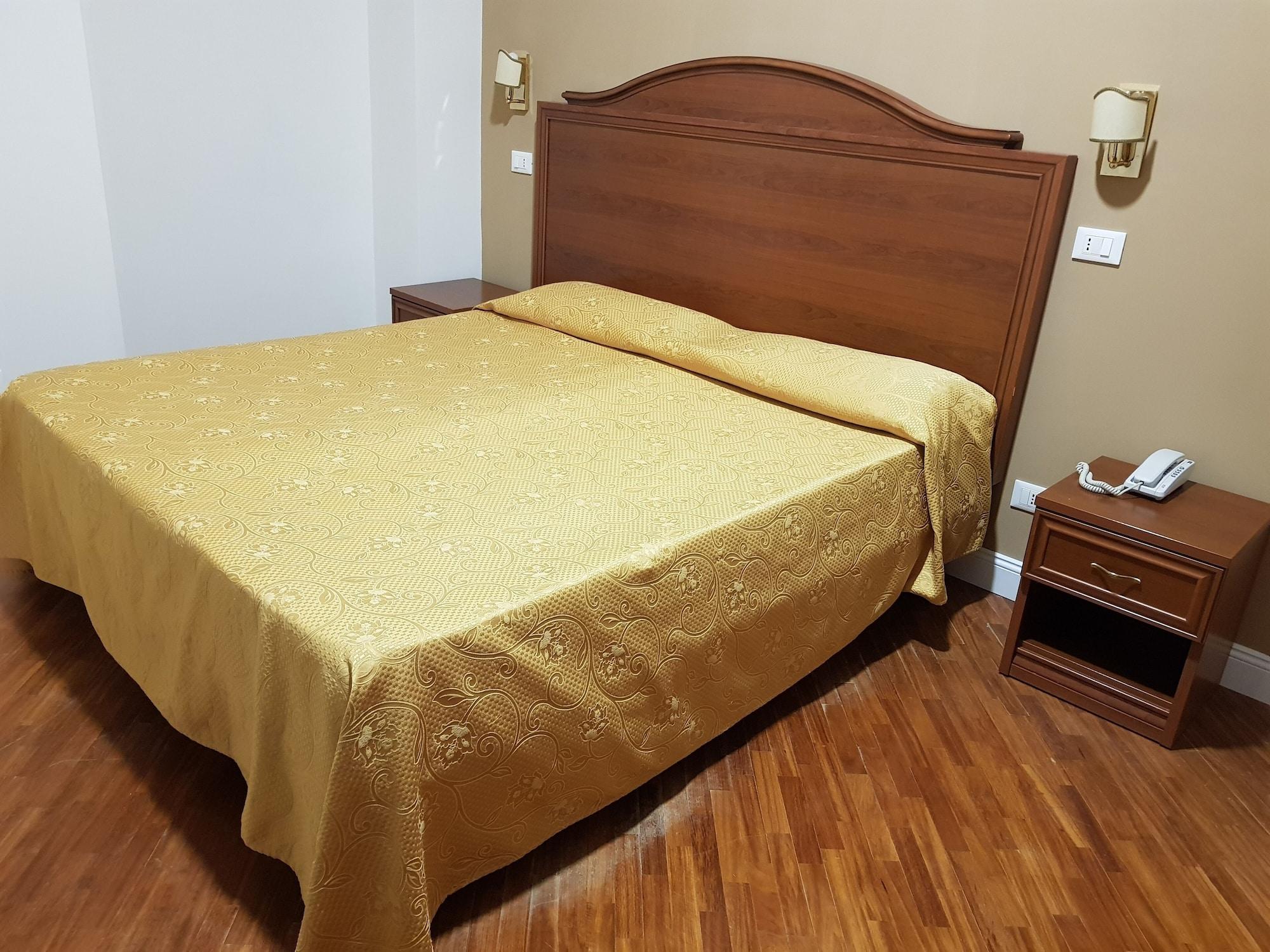 Hotel Villa Aricia Ariccia Exterior photo