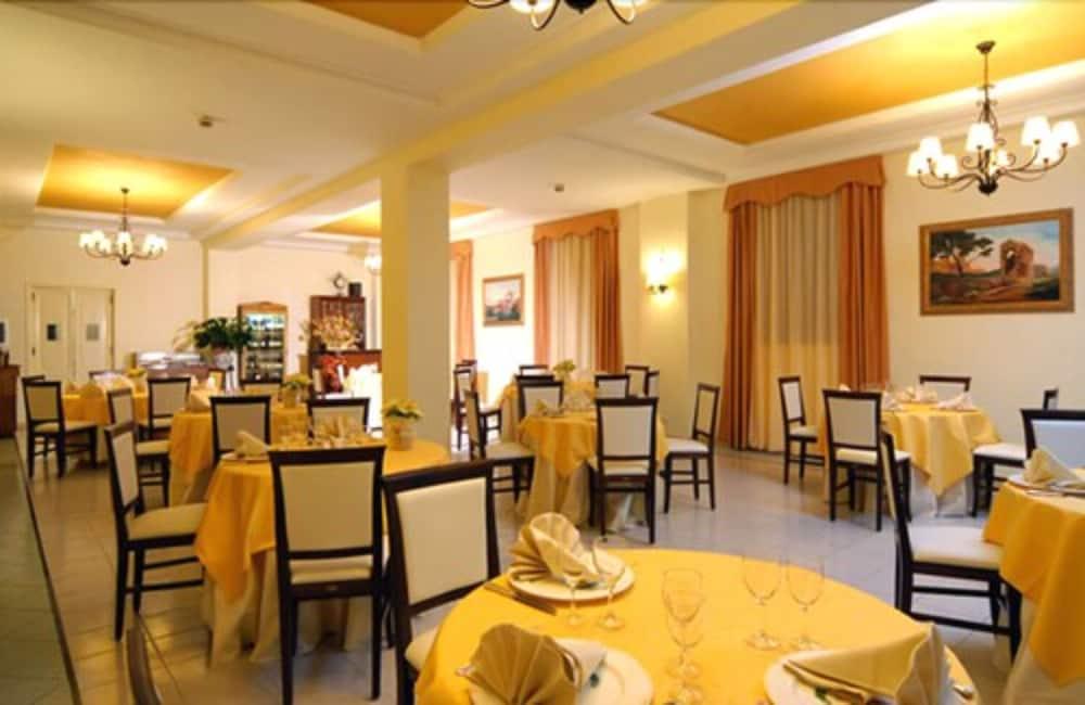 Hotel Villa Aricia Ariccia Exterior photo