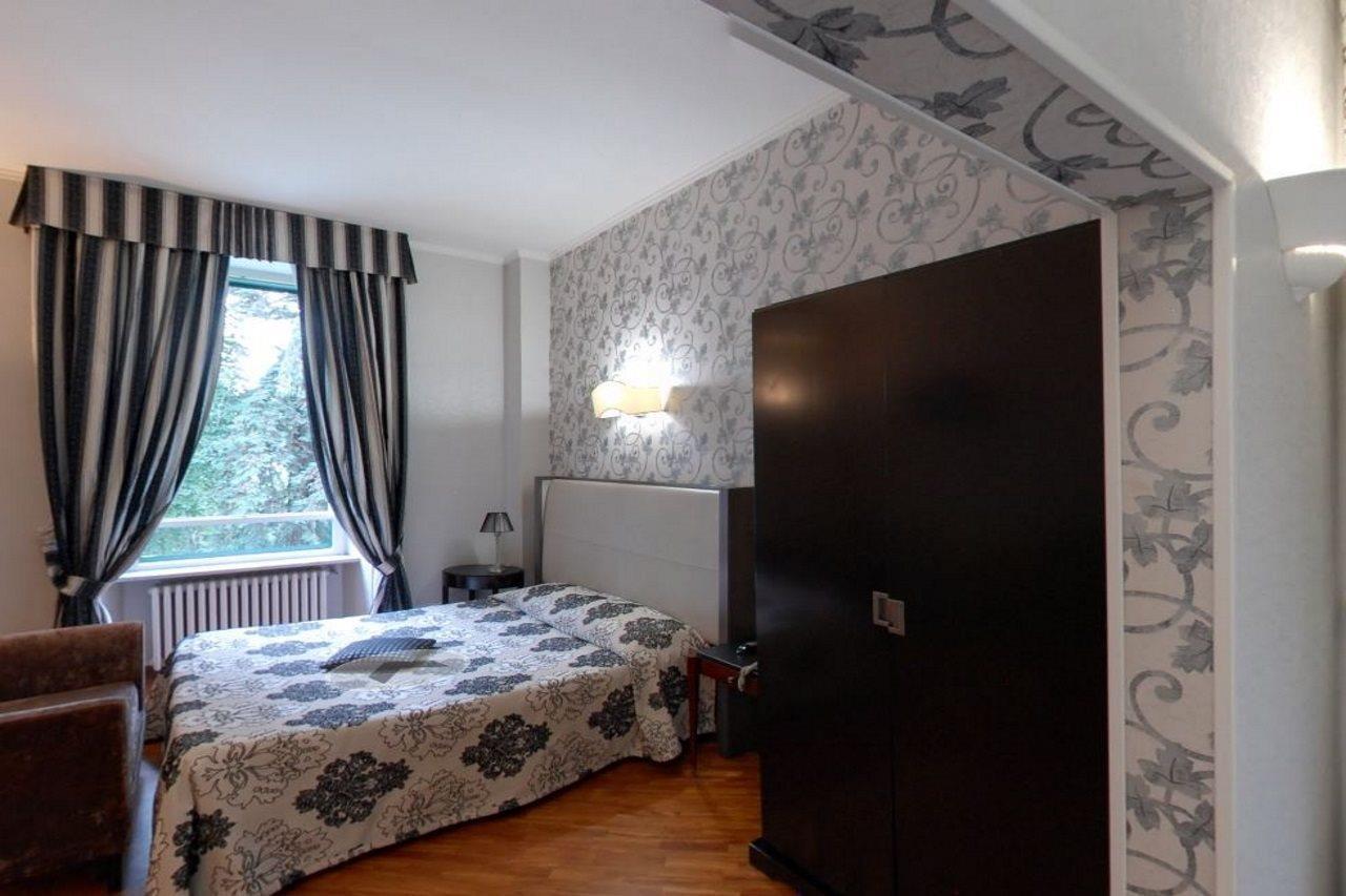 Hotel Villa Aricia Ariccia Exterior photo