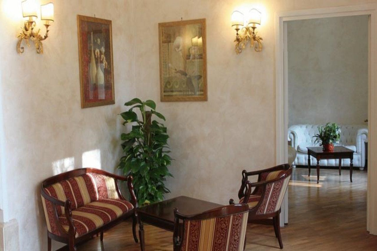 Hotel Villa Aricia Ariccia Exterior photo